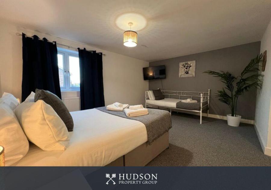 Open Plan Townhouse In Shrewsbury Villa ภายนอก รูปภาพ