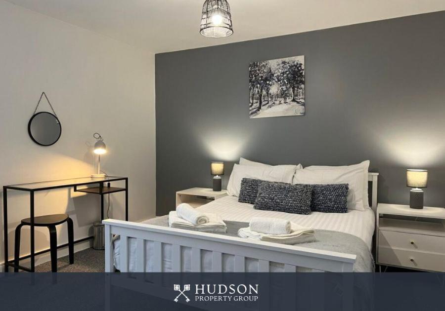 Open Plan Townhouse In Shrewsbury Villa ภายนอก รูปภาพ