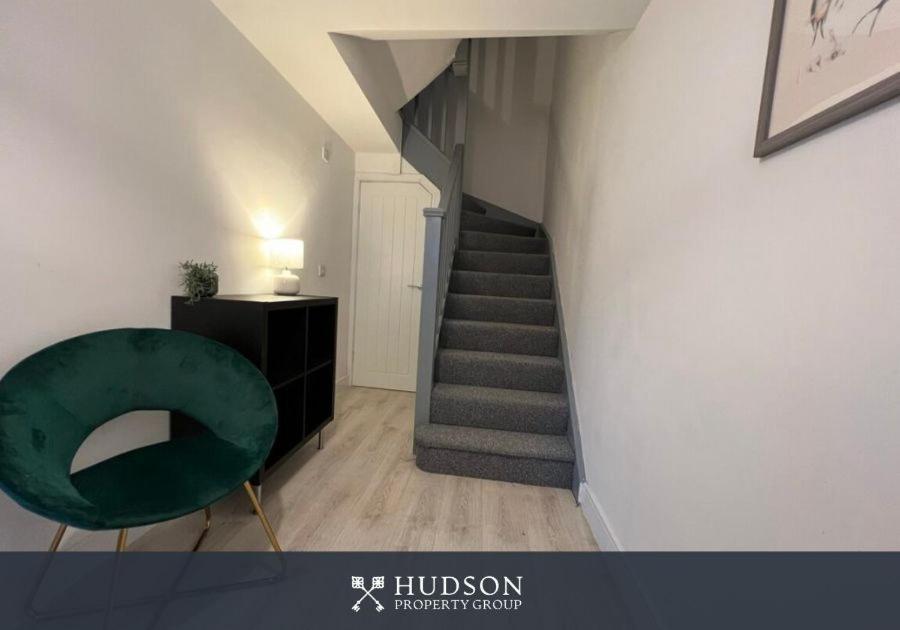 Open Plan Townhouse In Shrewsbury Villa ภายนอก รูปภาพ