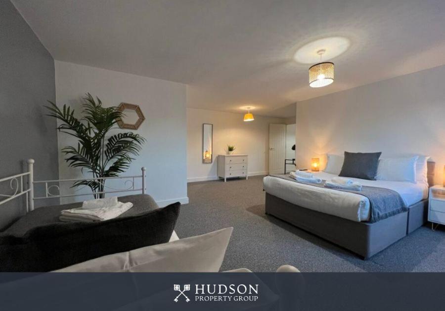 Open Plan Townhouse In Shrewsbury Villa ภายนอก รูปภาพ
